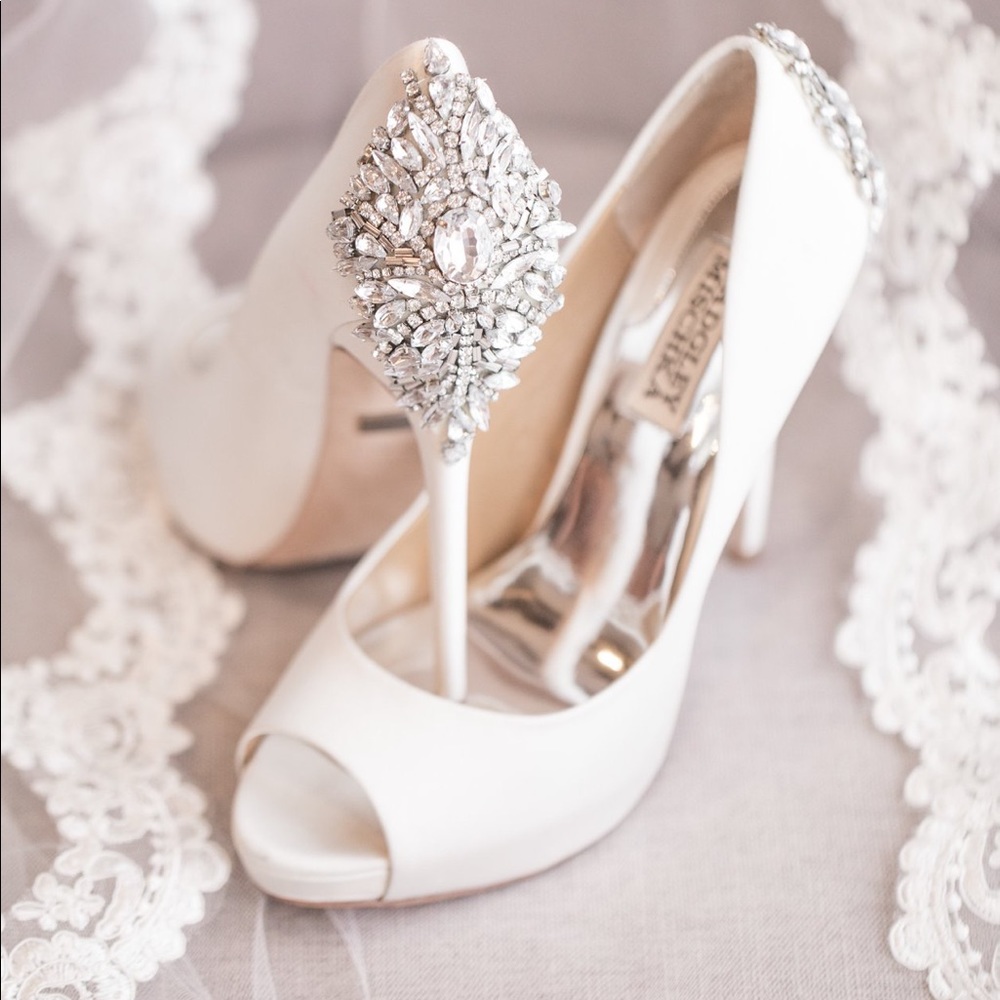 Badgley Mischka Platform Heels